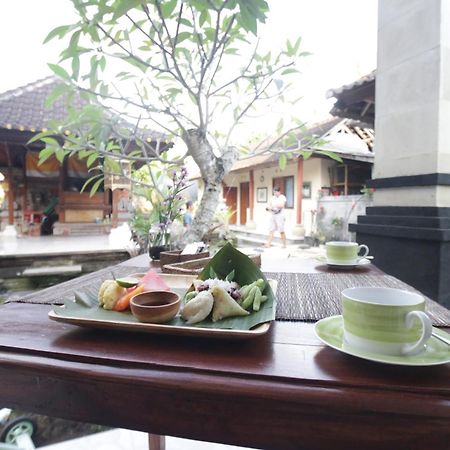Odi Ode House Lägenhet Ubud Exteriör bild