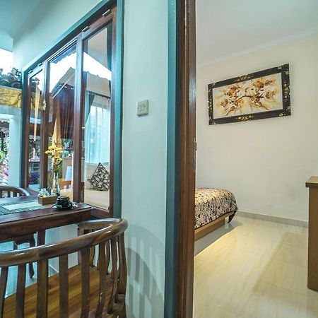 Odi Ode House Lägenhet Ubud Exteriör bild