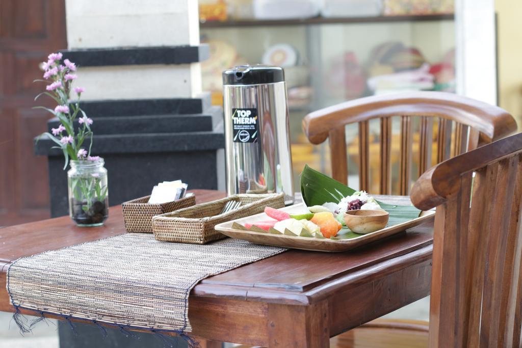 Odi Ode House Lägenhet Ubud Exteriör bild